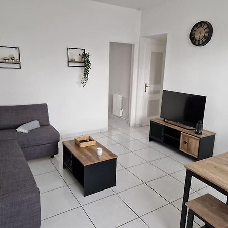 Appart 10 Minutes De Rouen Oissel Zewnętrze zdjęcie