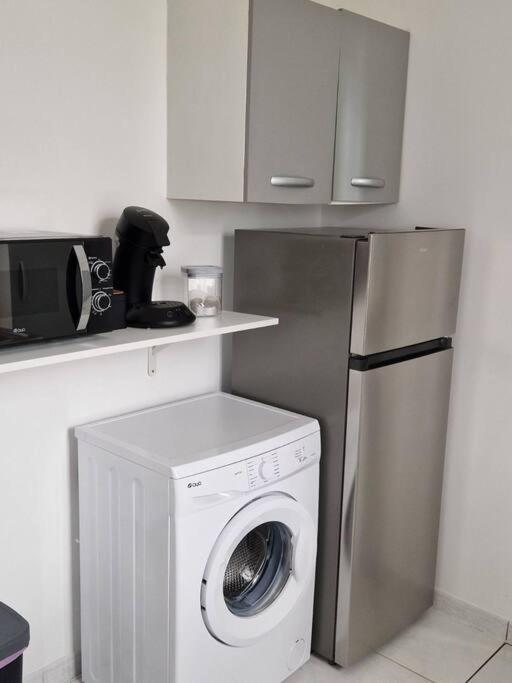 Appart 10 Minutes De Rouen Oissel Zewnętrze zdjęcie